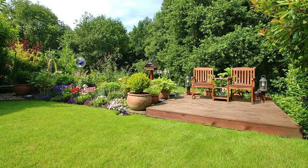 Comment aménager votre jardin en bord de mer ?