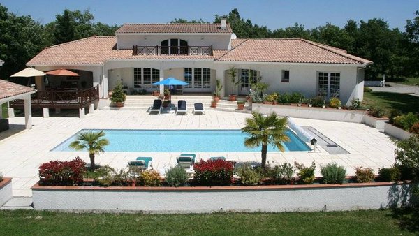 Où faut-il acheter un bien immobilier en Méditerranée ?